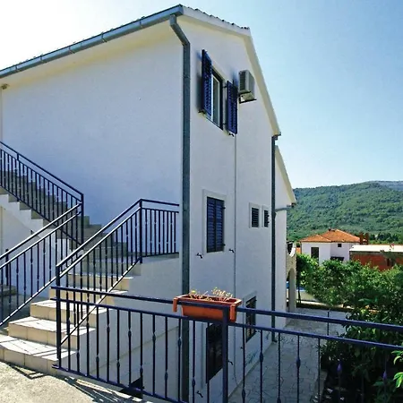 Kralja 06 Stari Grad (Hvar)